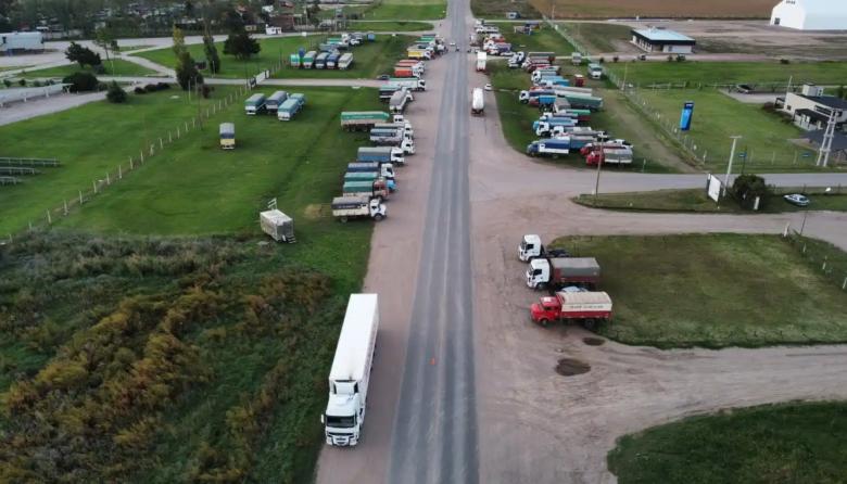 Sigue el conflicto en el transporte de cargas