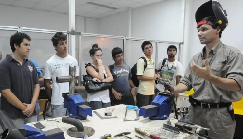 Arrancan los vouchers de capacitación