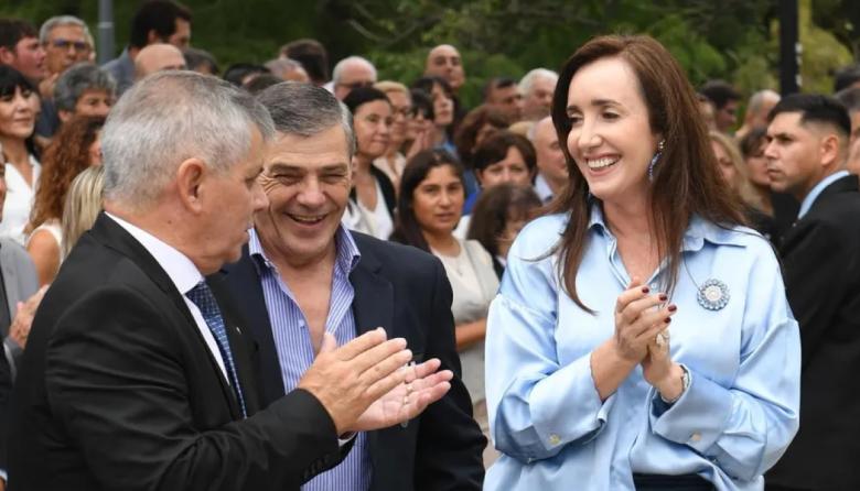 Villarruel homenajeó en Chivilcoy a los veteranos de Malvinas