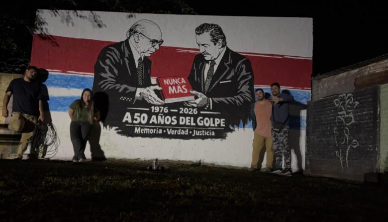 Alberdi inauguró un mural “Nunca Más” en el Parque Alfonsín, a 50 años del último golpe