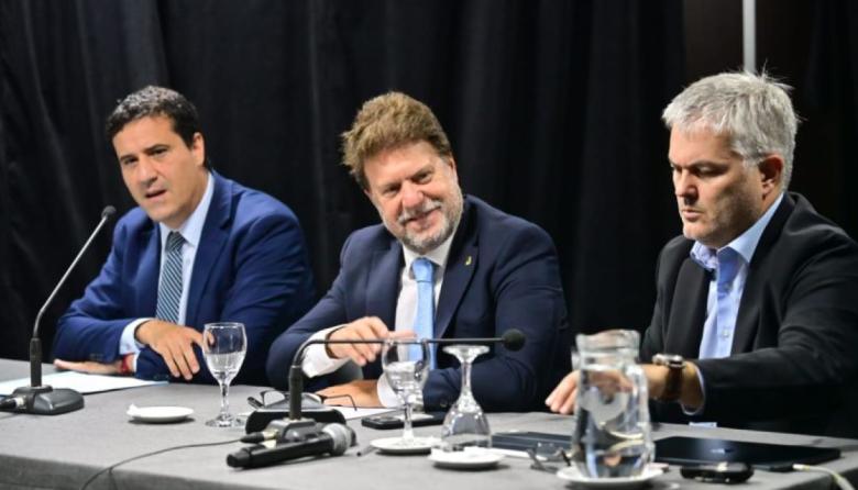 Abad sobre los fondos municipales: “Lo que tiene que hacer Kicillof es cumplir la ley”