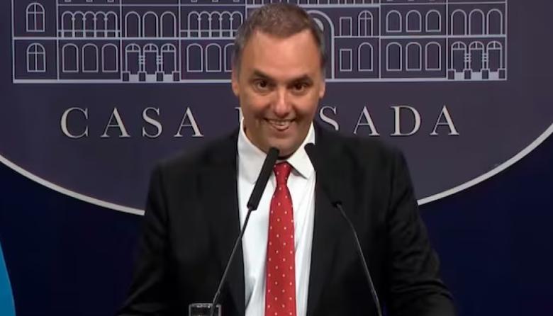 La tiranía de Adorni ya fue: fin