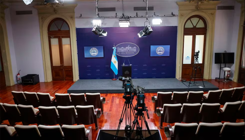 El Gobierno reabre la sala de periodistas de Casa Rosada y habrá "más controles"