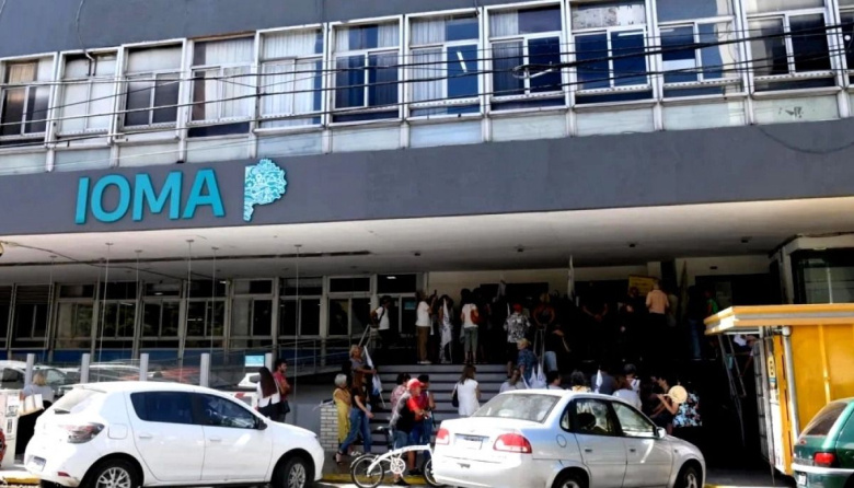 IOMA en llamas: médicos reclaman una fuerte deuda y asoma un paro en La Plata
