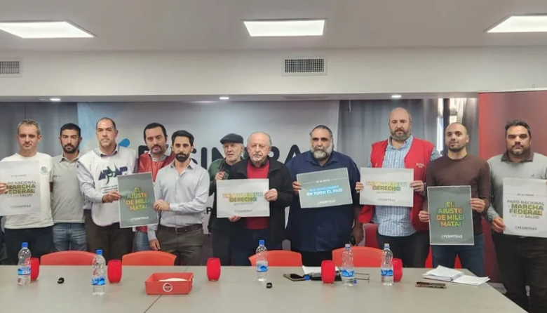 Trabajadores de la salud marchan el miércoles en rechazo a los fuertes recortes
