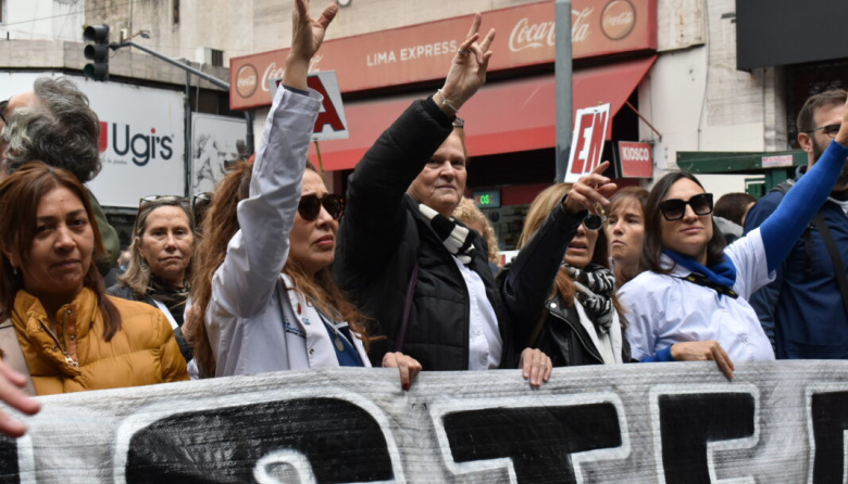 La marcha federal por la salud pública reclamó contra el ajuste de Milei