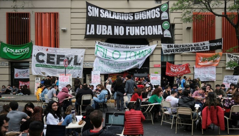 Docentes anunciaron un paro nacional en universidades públicas