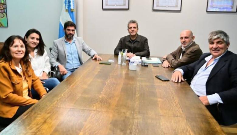 Massa mandó a los candidatos a caminar en la Cuarta: quiénes asoman en cada distrito