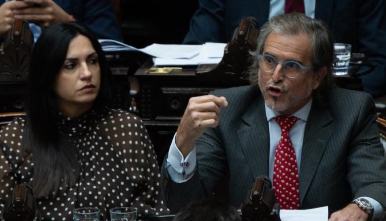 El oficialismo logró aprobar la Ley Hojarasca en la Cámara de Diputados