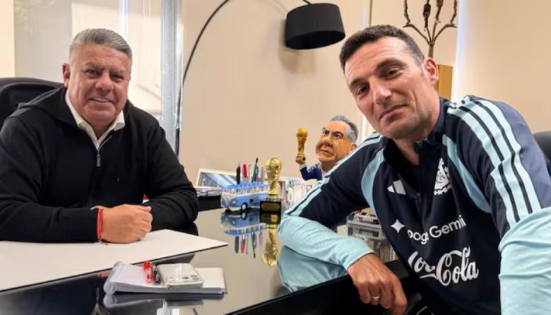 A 23 días del Mundial, Scaloni se reunió con Chiqui Tapia