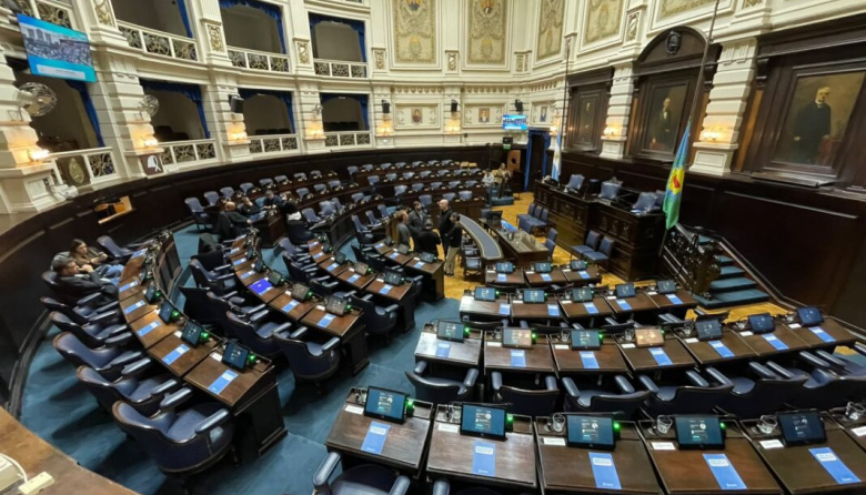 Diputados suspende dos sesiones clave hasta que arranque el Mundial