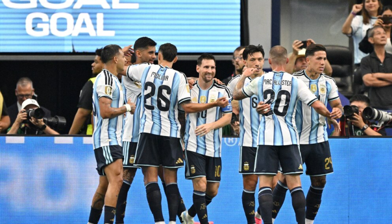 Con un Messi histórico, Argentina le ganó a Austria y aseguró su clasificación a 16avos de final