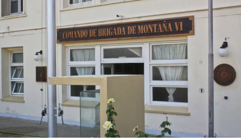 Ni el Ejército puede pagar factura: Cortaron la luz a una Brigada de Neuquén