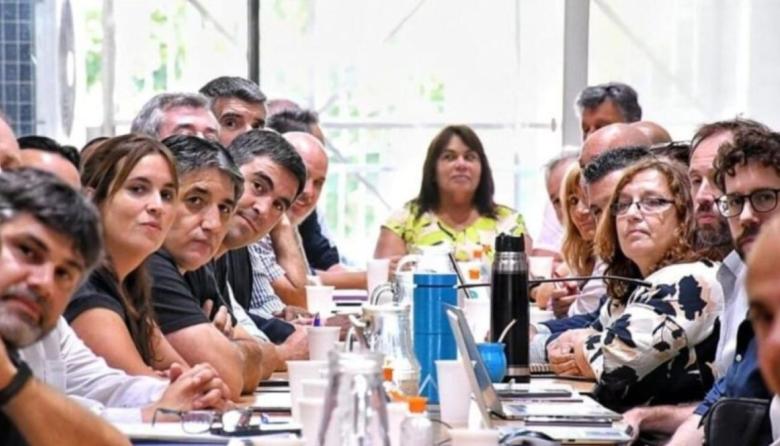 Paritarias: la Provincia citó a los estatales de ATE y docentes para el jueves