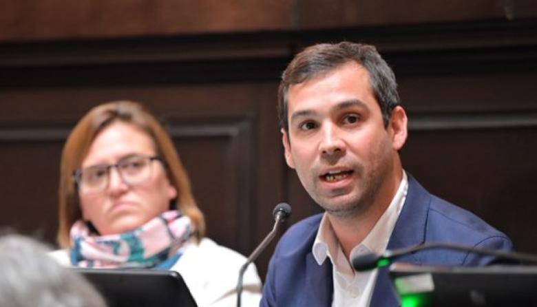 Fondos municipales: "Le dieron la espalda a más de 90 intendentes", criticó Miranda