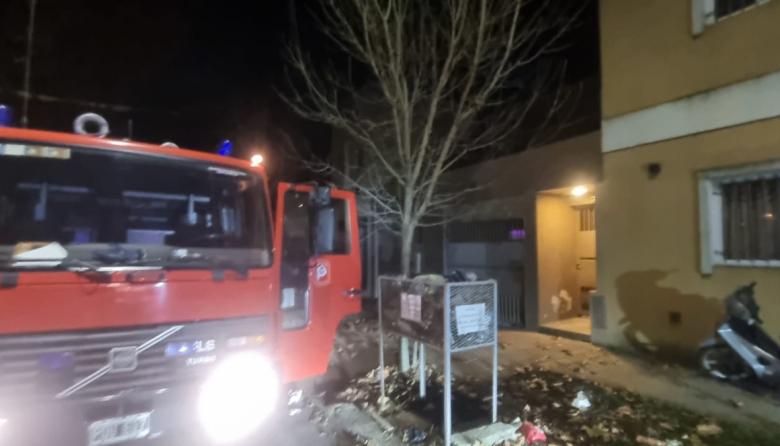 Junín: Bomberos sofocó un incendio en Lavalle 1039 y evitó su propagación