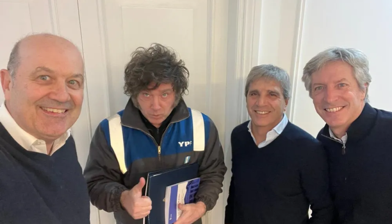 Milei confirmó que propondrá prisión por vulnerar el superávit fiscal