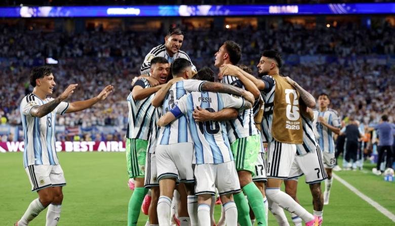 Lionel Messi anotó otra vez: Argentina ganó en suplementario y sigue en el Mundial