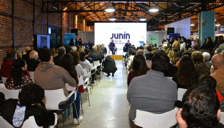 Quedó inaugurada la XXII Feria del Libro de Junín