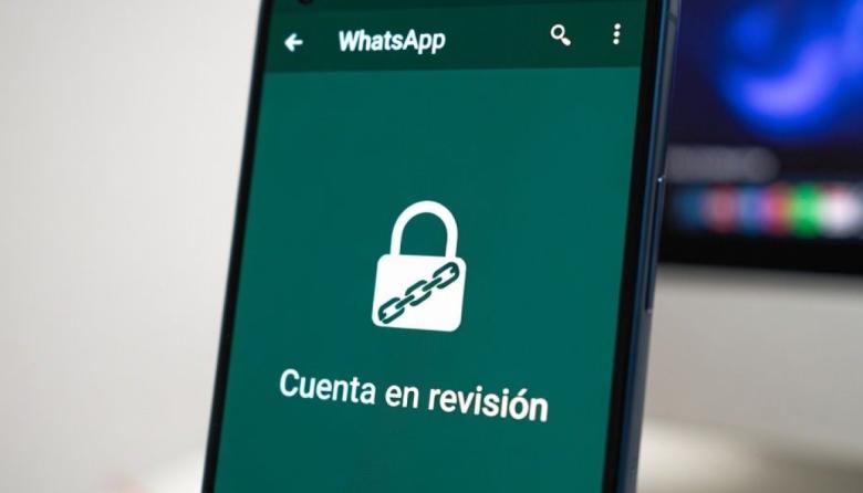 Ola de bloqueos en WhatsApp: miles de usuarios ven su cuenta “en revisión”