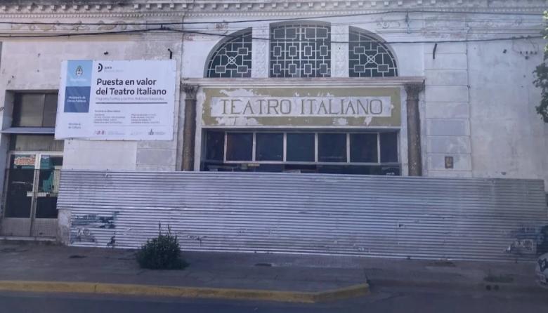 Tras más de dos décadas de cierre, la restauración del Teatro Italiano sigue paralizada