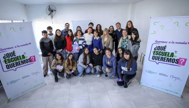 Pergamino: Mayra Mendoza participó de un encuentro con estudiantes de nivel secundario