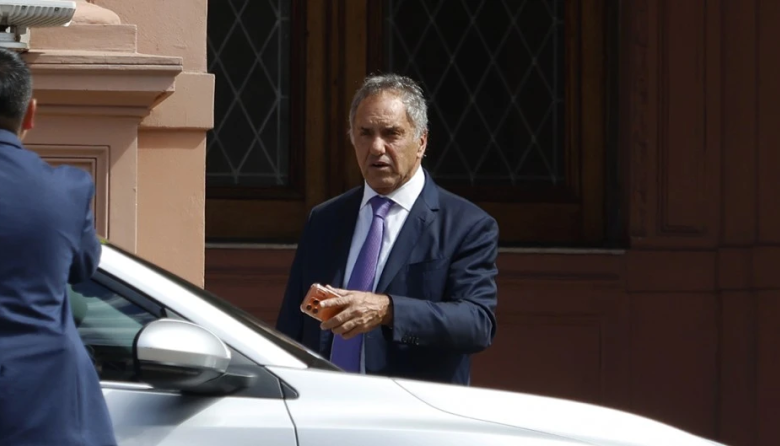 Desde la Provincia, acusan a Scioli por la "destrucción" del turismo interno en el país