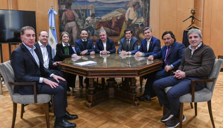 La jugada de Caputo con Zonas Frías: subsidio a la luz y un voto clave