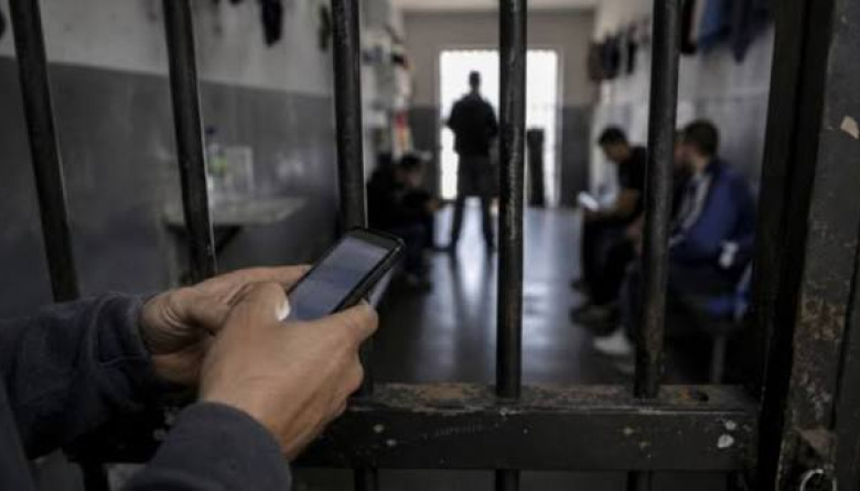 El Gobierno oficializó el bloqueo de celulares en las cárceles: cómo funcionará