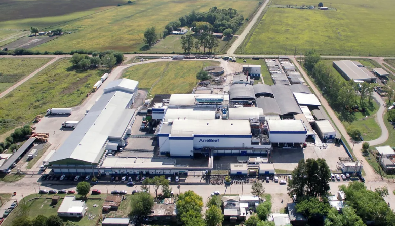 Ramallo: desafectan a más de 400 trabajadores en un frigorífico