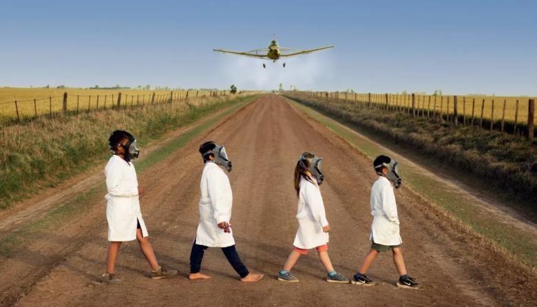 El film que cuenta el drama medioambiental de las escuelas rurales llega a Necochea