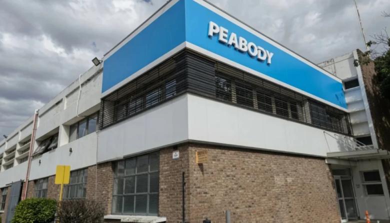 Peabody dejó de producir en Argentina y despidió a casi un tercio de su personal