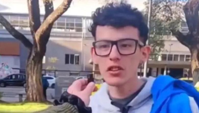 Faltó al trabajo para farmear aura, salió segundo y amenaza con demandar