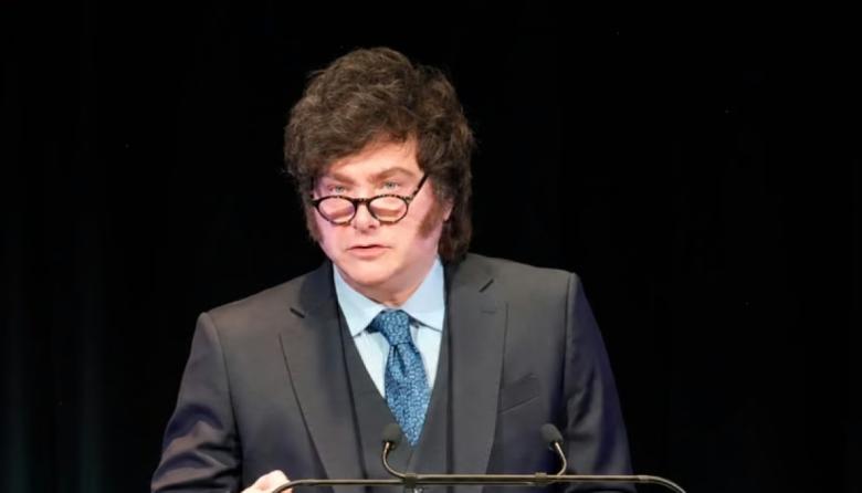 El presidente Milei insultó al gobernador Kicillof y lo culpó por la suba del riesgo país
