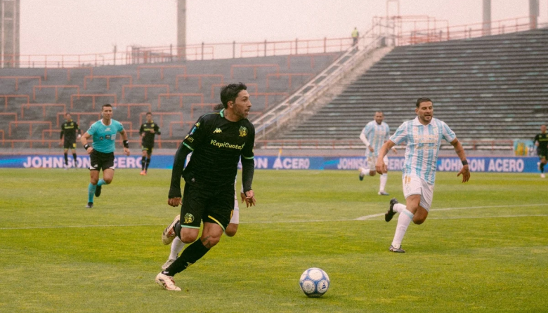 Aldosivi logró una gran victoria ante Atlético Tucumán y sueña con el milagro