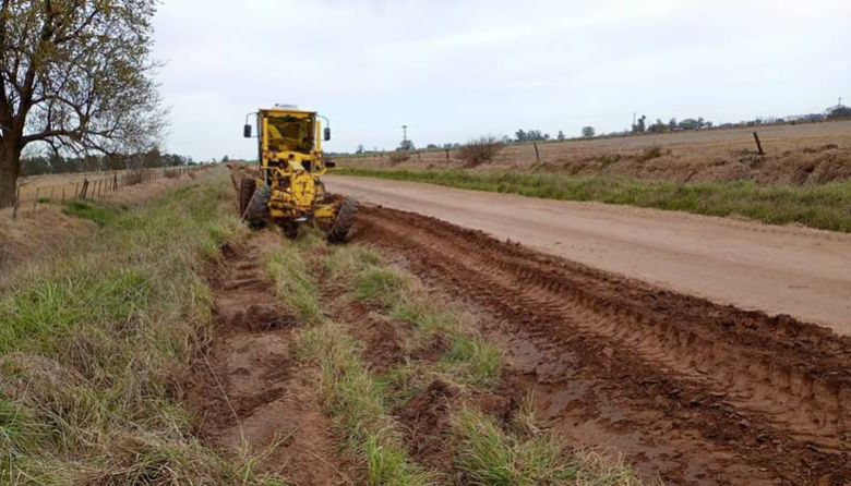 Chacabuco refuerza tareas en caminos rurales y pide un gesto clave a productores