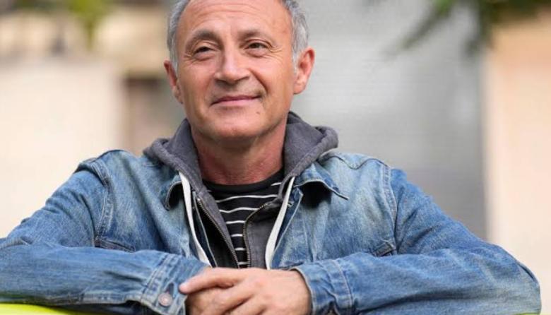 Juan José Becerra: “No soy escritor, soy una persona que escribe”