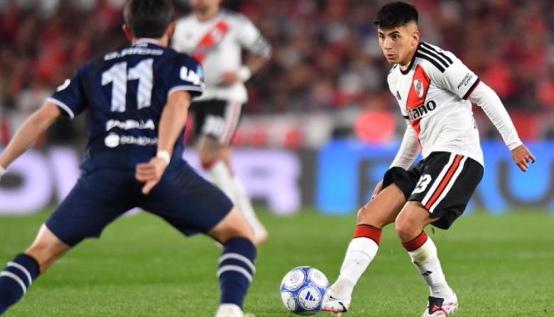 River Plate derrotó a Independiente Rivadavia (M)  y se acerca a los playoffs