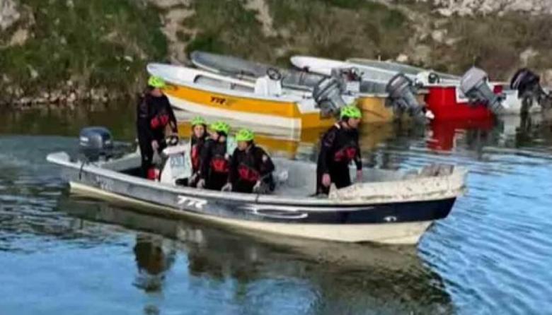 Tragedia en Laguna del Monte: tres pescadores murieron ahogados y buscan a otros dos