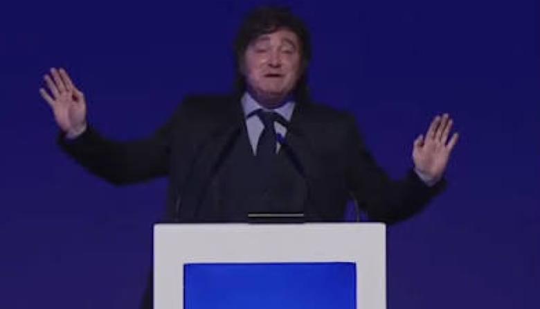 Milei: "Yo ya tengo mi futuro asegurado, si no ganamos la sociedad se está suicidando"