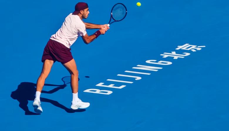 Francisco Cerúndolo remontó en el ATP 500 de Beijing y es el único argentino que sigue en carrera