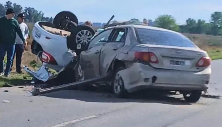 Violento choque en Ruta 65 entre dos autos: cuatro personas fallecidas