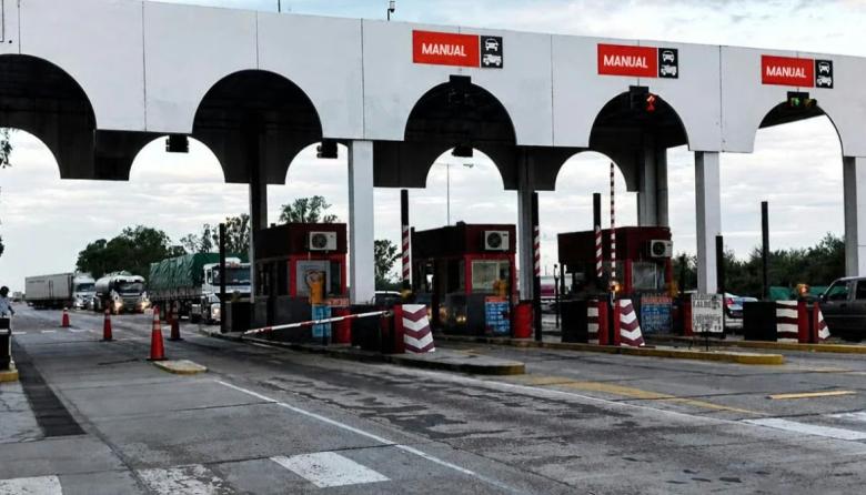 Aumentan los peajes de la Ruta 7 y ofrecen un 'descuento' por pagar de forma electrónica