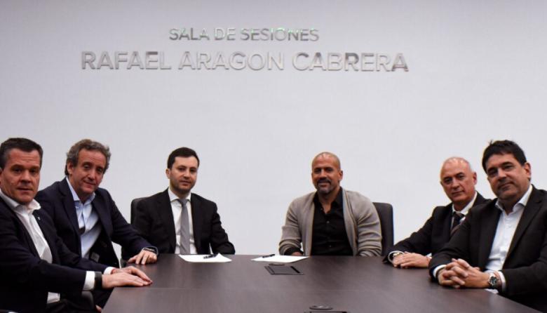 Cumbre entre Verón y Di Carlo sacudió la política del fútbol argentino