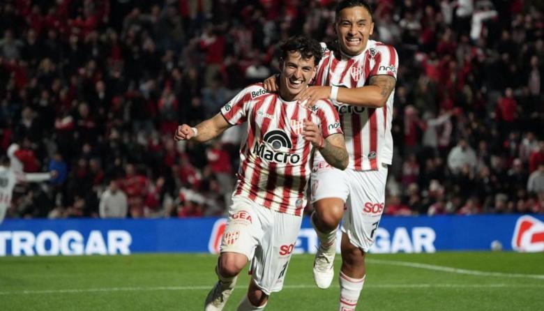 Instituto le ganó a Riestra y aseguró la clasificación a la Sudamericana por primera vez