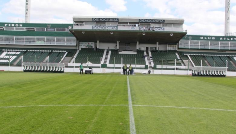 Sarmiento puso a la venta los tickets para el partido ante River en el Eva Perón