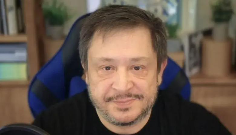 El escritor mercedino Hernán Casciari se defendió de las acusaciones de estafa
