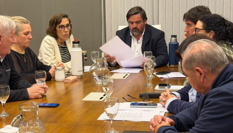 "La UCR bonaerense trabaja para ofrecer una solución radical a los eternos problemas de la provincia"