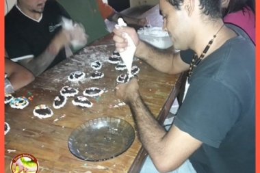Voluntarios de Don Ito repartieron más de 180 huevos de pascua