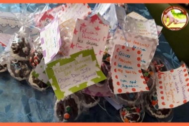 Voluntarios de Don Ito repartieron más de 180 huevos de pascua